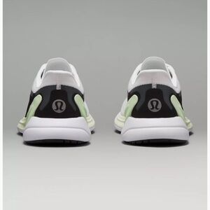 Lululemon women’s Blissfeel running shoe